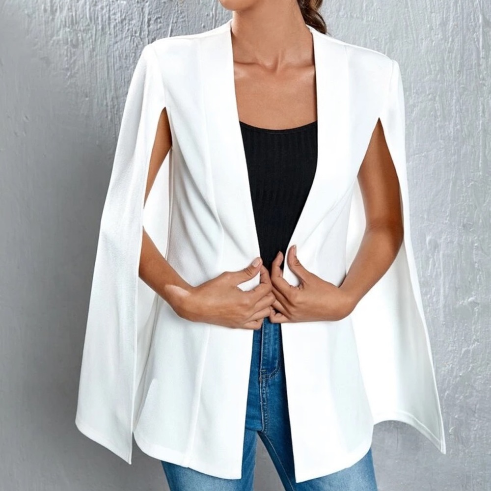 Sophisticated White Suit Jacket for Timeless Elegance